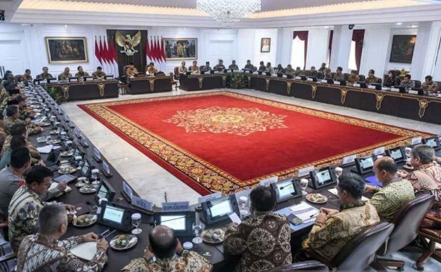 Pimpin Rapat Kabinet Perdana, Presiden Prabowo Tekankan Pentingnya Persatuan