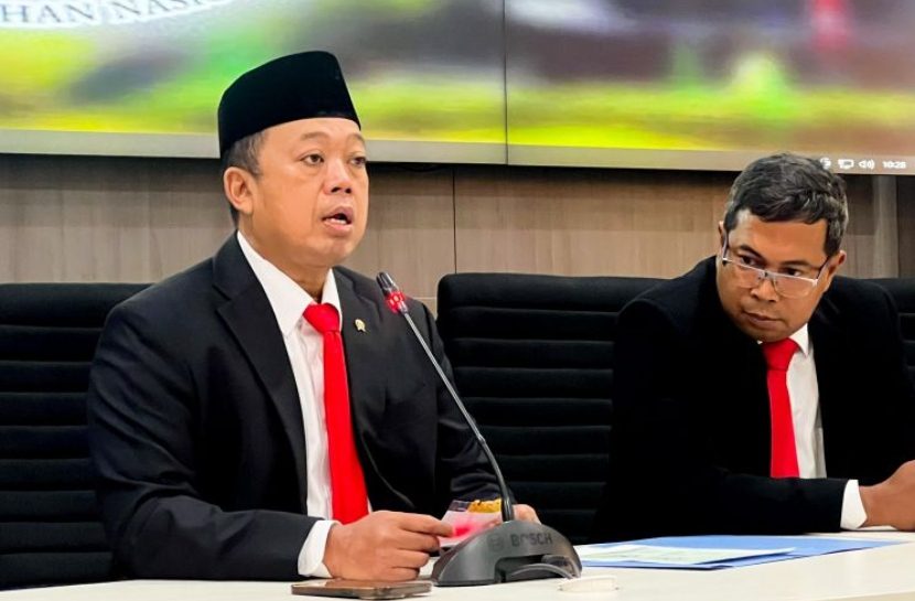 Pagar Laut di Tangerang Bikin Gaduh, Menteri ATR Minta Maaf