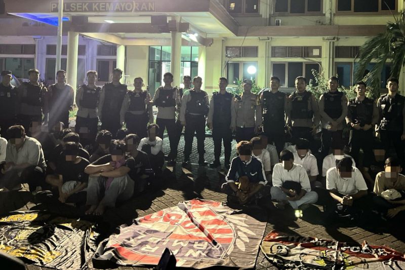 Polisi  Amankan 25 Anggota Geng Motor dalam Aksi Konvoi Liar