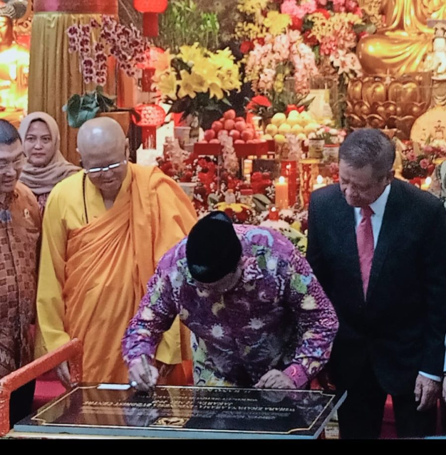 Perayaan Tri Suci Waisak, Wagub Rano: Jakarta adalah Rumah yang Aman dan Nyaman bagi Seluruh Umat Beragama