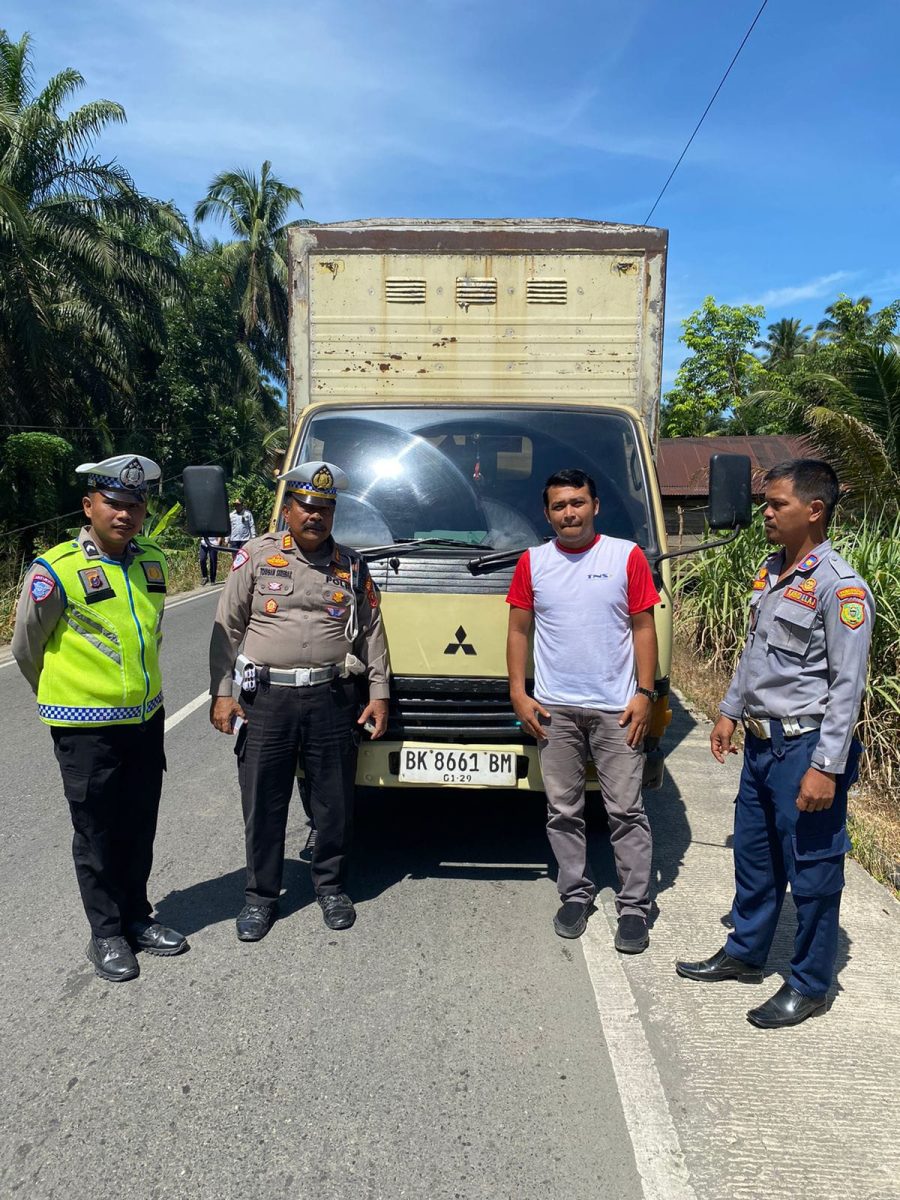 Satlantas Polres Palas Lakukan Pengecekan Kendaraan yang Over Dimensi dan Overload 